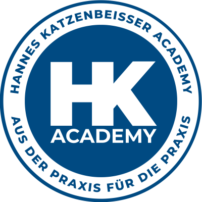 Hannes Katzenbeisser Academy Logo 2022 weiss auf blau